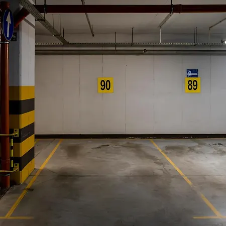 Glowny - Parking, Workspace - By Rentujemy *