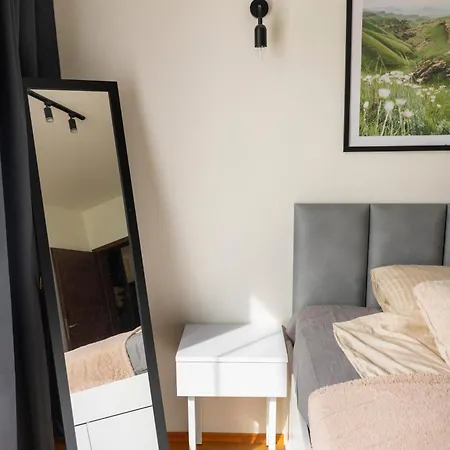 Apartamento Główny - Parking, Workspace - By Rentujemy