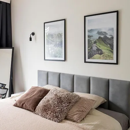 Apartment Glowny - Parking, Workspace - By Rentujemy Krakow